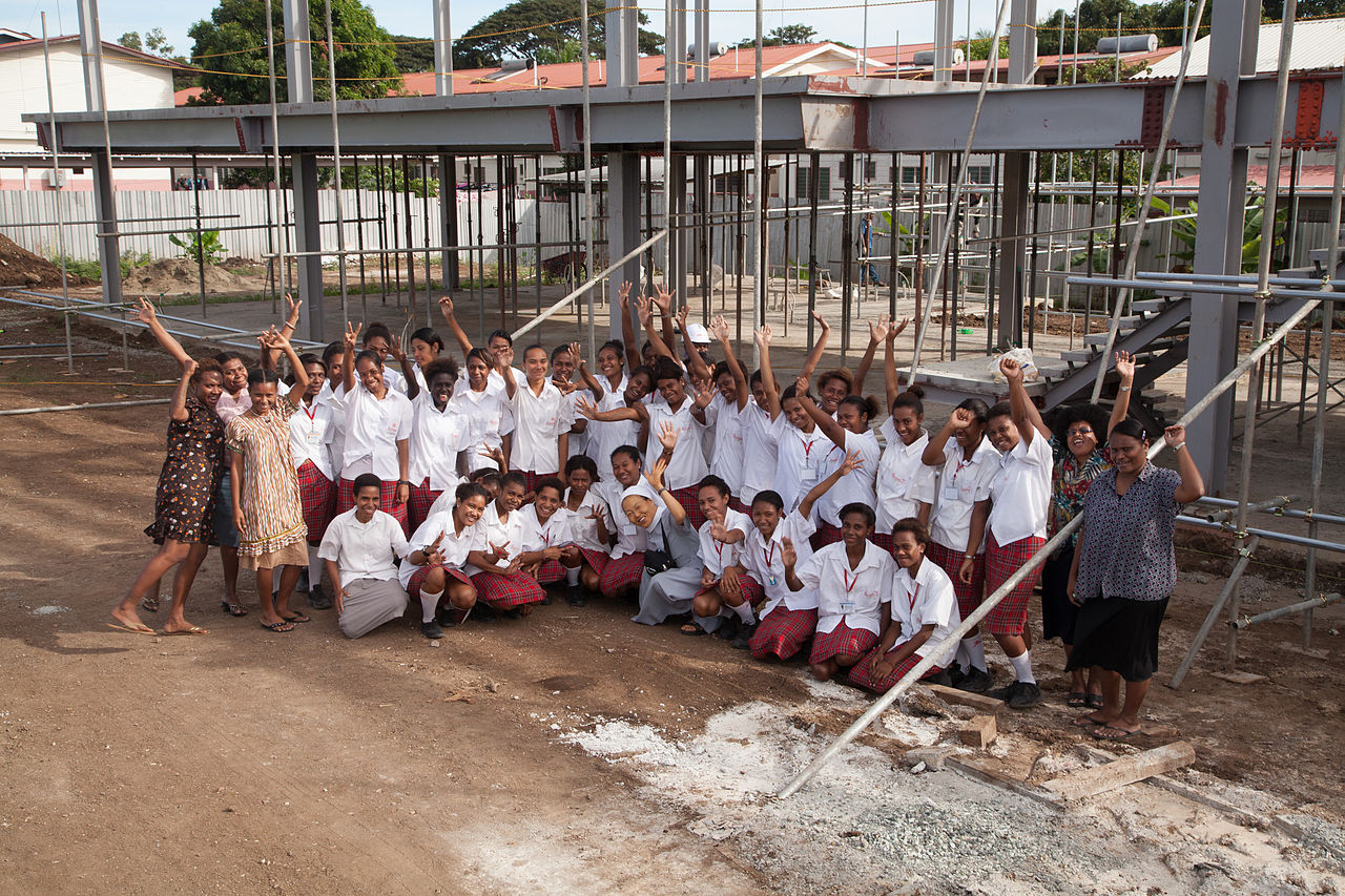 Top 5 Benefits of Choosing a Boarding School Land of TalkLand of Talk