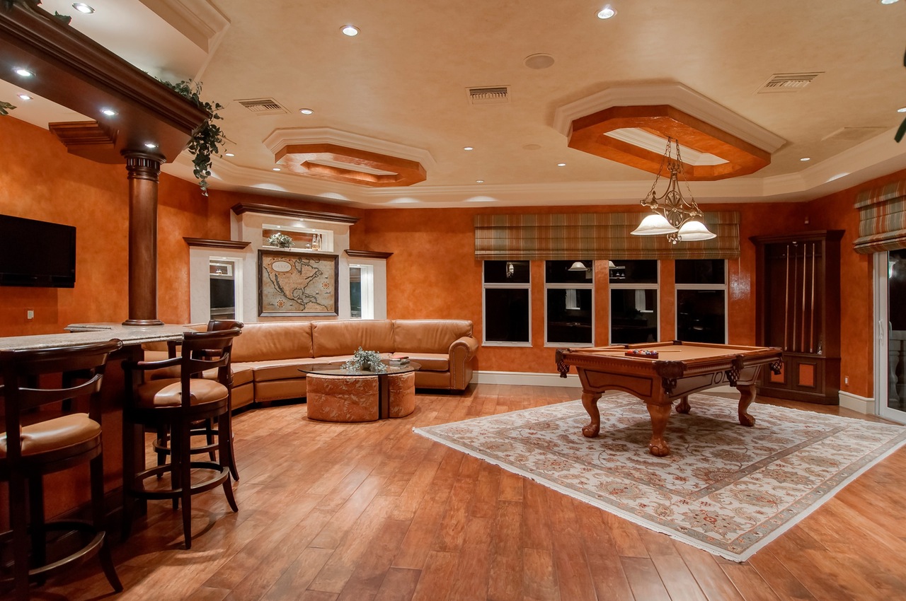 Does Your Home Need a Refresher in Decorating? Does Your Home Need a Refresher in Decorating?